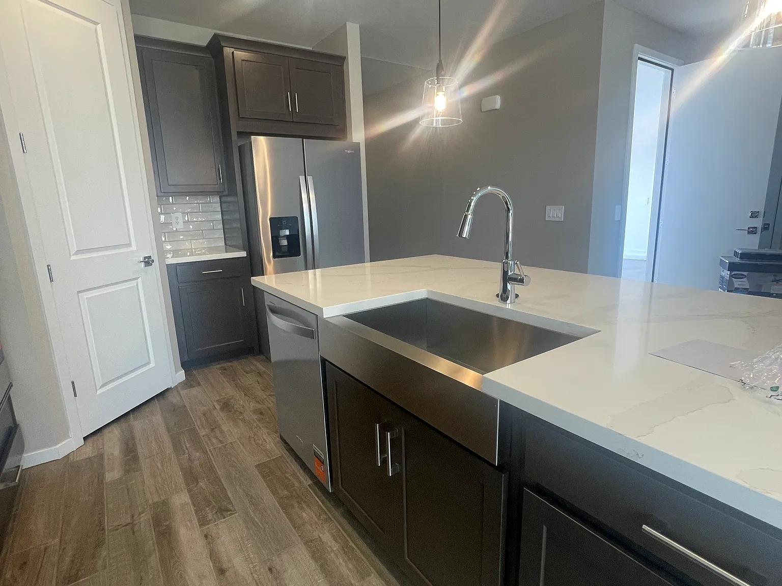 4 bed, 2049 sqft, $2,600 — Photo 4