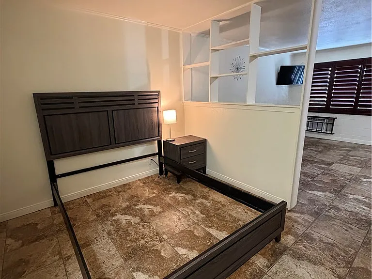 4600 University Center Dr #166 — Photo 11
