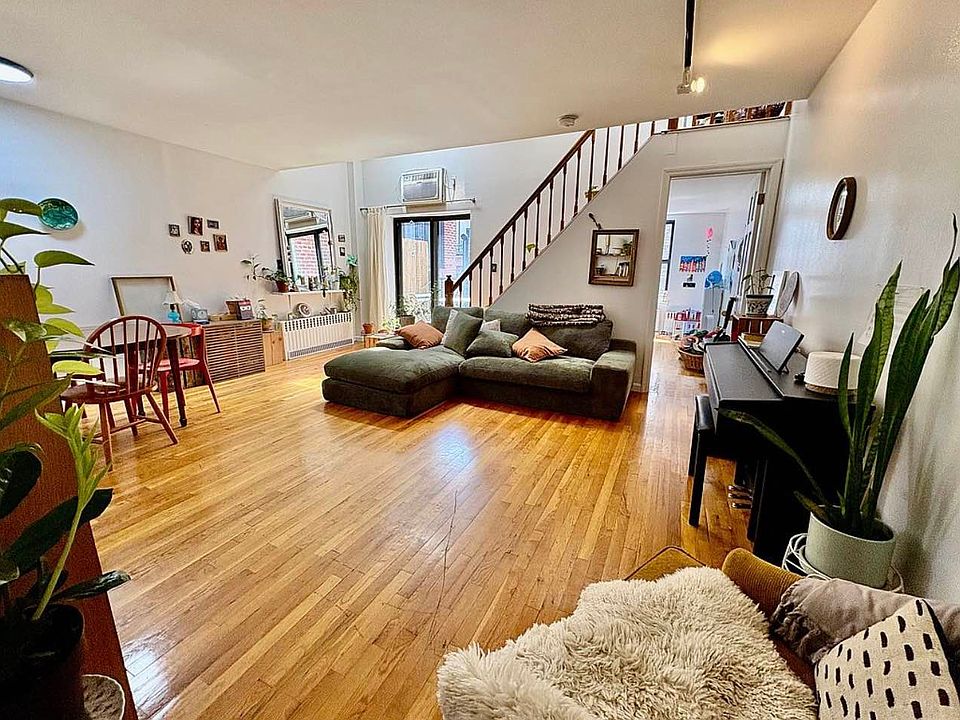 1st image of 112 W 73rd St APT 12E