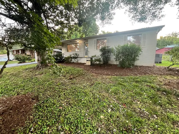 7517 Boriss Dr, Chattanooga, TN 37416