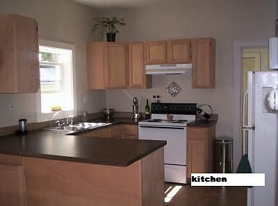 1549Kitchen1
