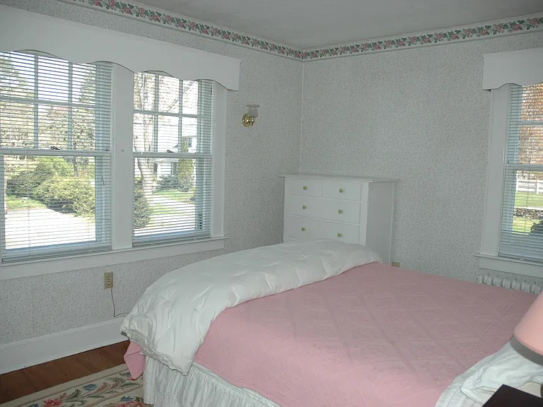 46 Parkway — Photo 13