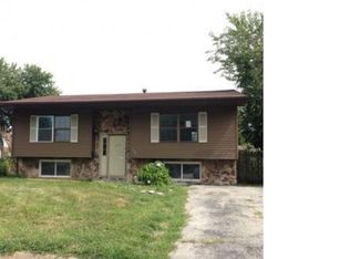 831 Saint Dominic Dr, Cahokia, IL 62206