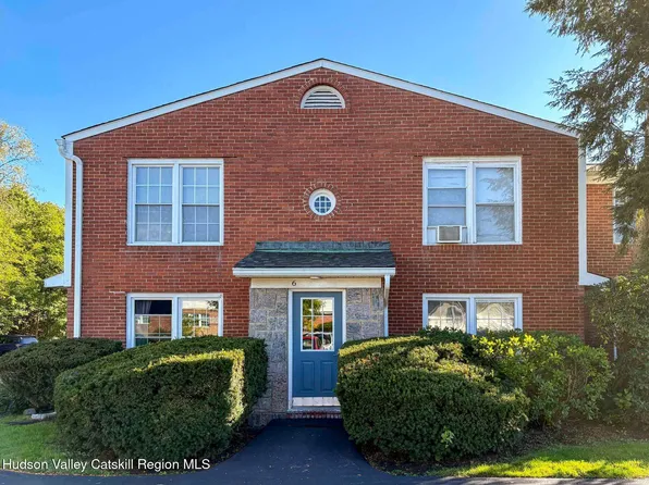 6 Huguenot Street #4, New Paltz, NY 12561