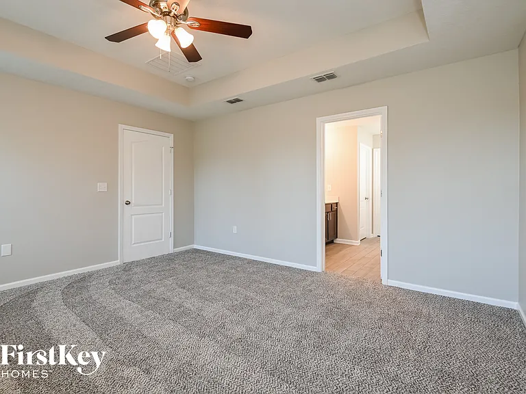 11637 Lake Chub Dr — Photo 8