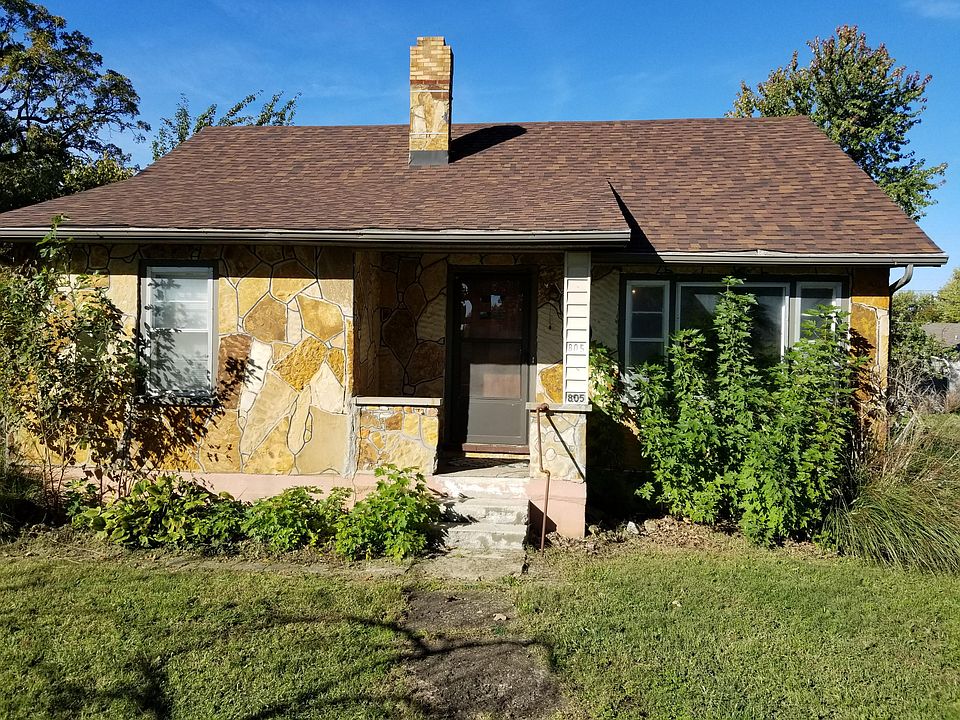 1st image of 805 S Church St