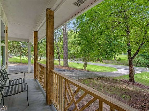 5th image of 147 Reynolds Bridge Rd