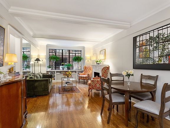 2nd image of 325 E 41st St APT 205
