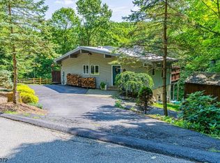 14 Tecumseh Rdg, Wharton, NJ 07885