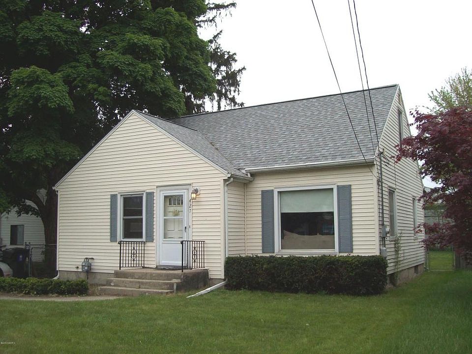 1st image of 427 Mae Thy St SE