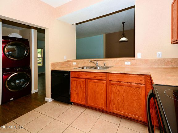 4th image of 575 Oakleaf Plantation Pkwy Unit 703