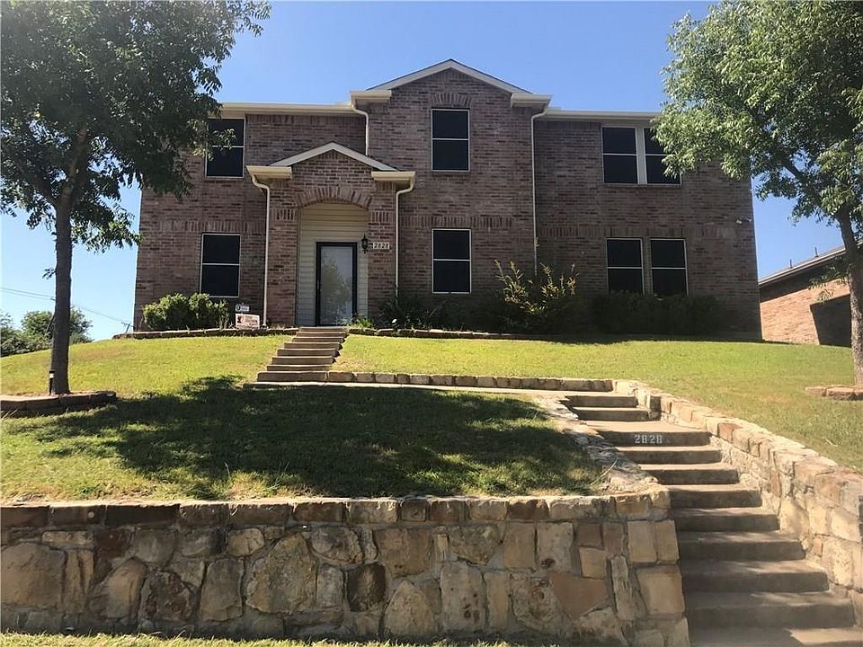 1st image of 2828 Sonora Ln
