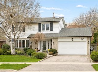 12 Burnhamill Pl, Toronto, ON M9C3S4