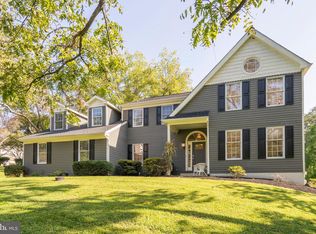 1438 Williamsburg Dr, West Chester, PA 19382