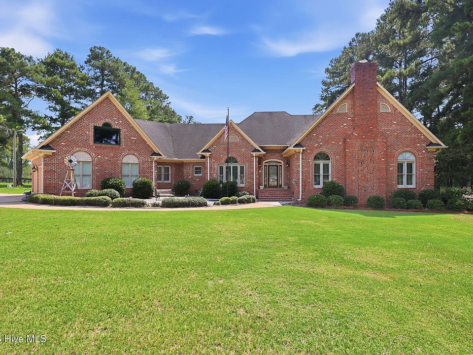 1st image of 2685 Aberdeen Road