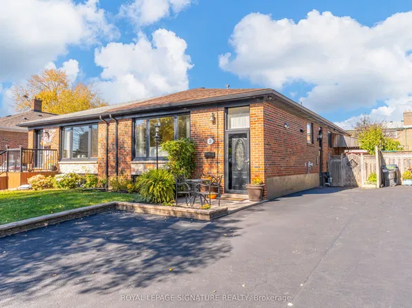 22 Painswick Cres, Toronto, ON M2J 3M6