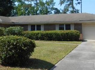 6 Austin Dr, Savannah, GA 31419