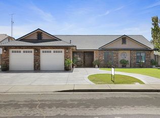 19759 Somers Dr, Hilmar, CA 95324