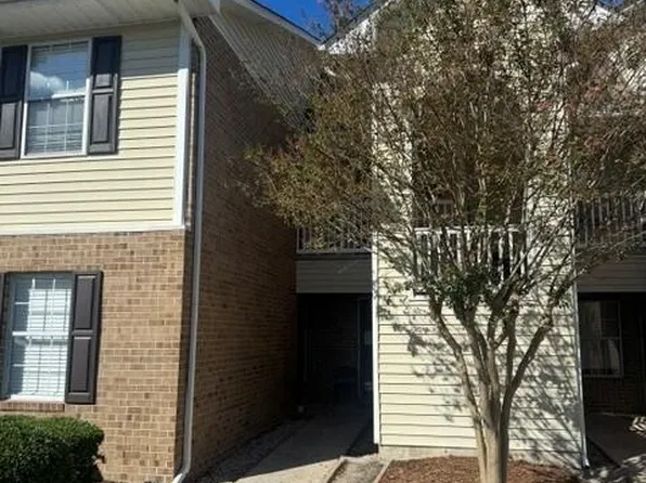 2920 Mulberry Ln Unit A, Greenville, NC 27858