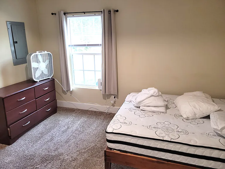 East bedroom