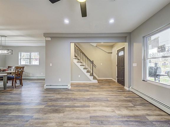 5th image of 379 1st St