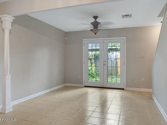 2nd image of 2826 Louisiana Ave APT 1006