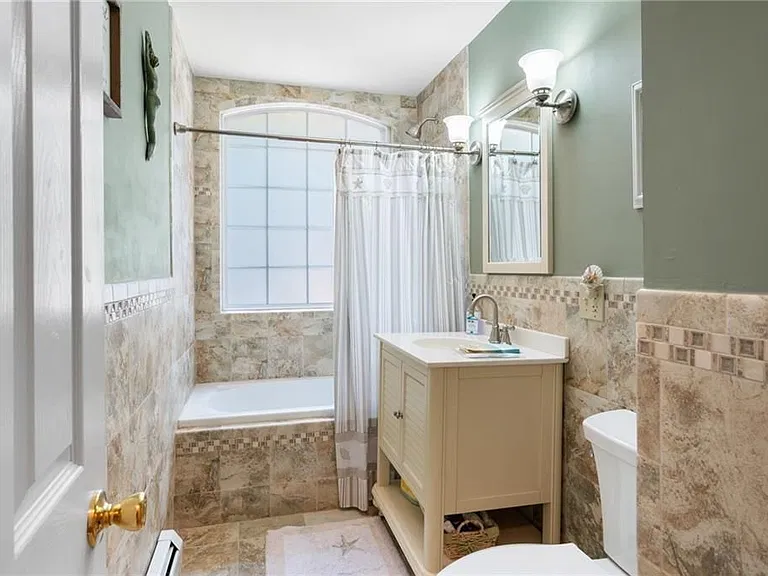 24 Quannacut Rd — Photo 10