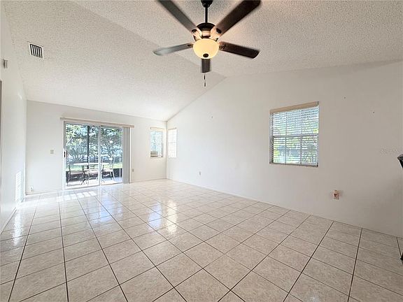 5th image of 12605 KNOLLBROOK LANE