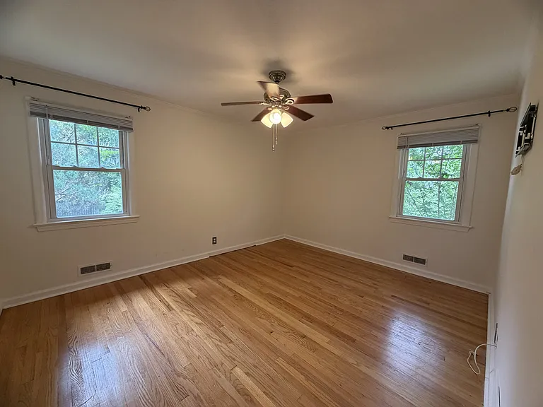 2 Dogwood Ter — Photo 10