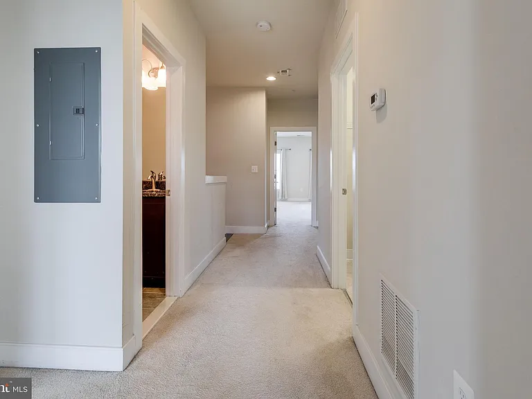 737 Diamond Ave #102 — Photo 19