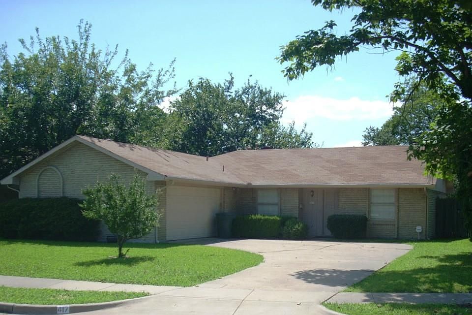 1st image of 417 Woodmere Dr