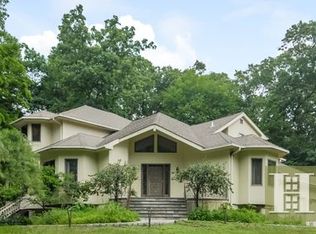 9 Little Lakes Rd, Ossining, NY 10562