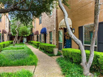 4015 Holland Ave #110, Dallas, TX, 75219