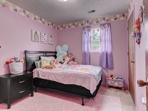 5th image of 206 Plaza Dr