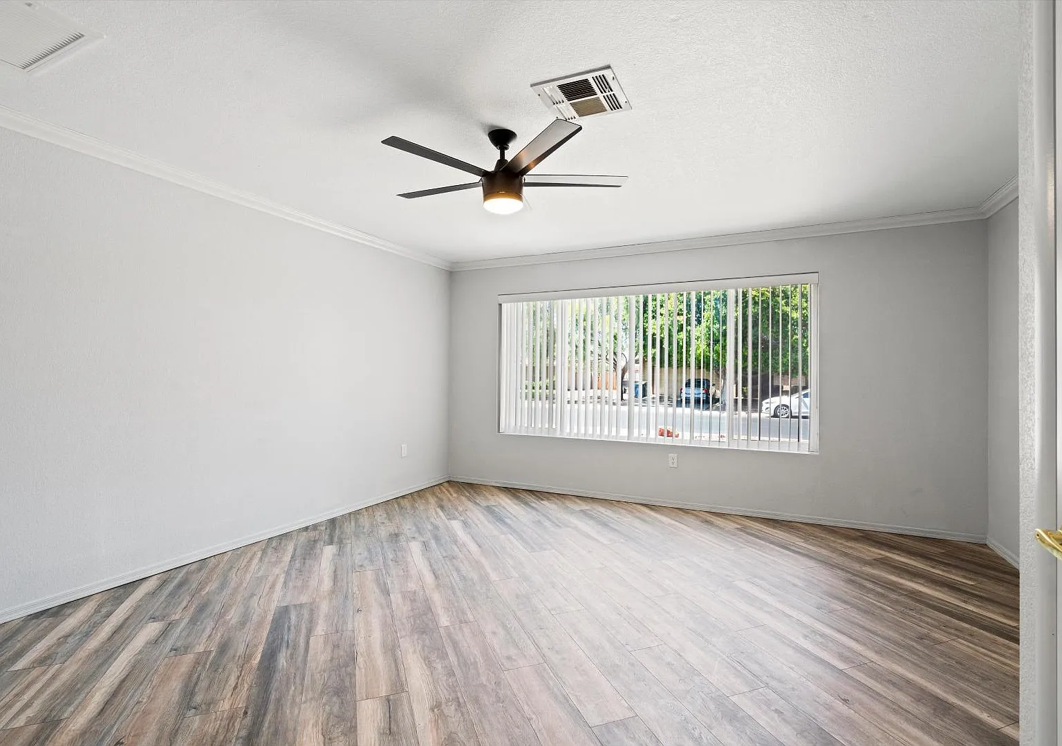 1849 E Manhatton Dr. - Room 5 — Photo 1