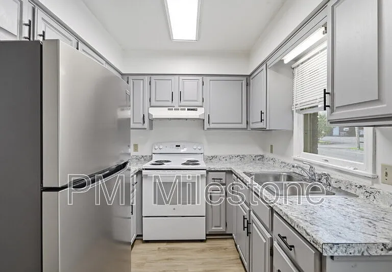 131 Biser St #2 — Photo 5