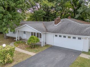 660 Upper Mountain Rd, Lewiston, NY 14092