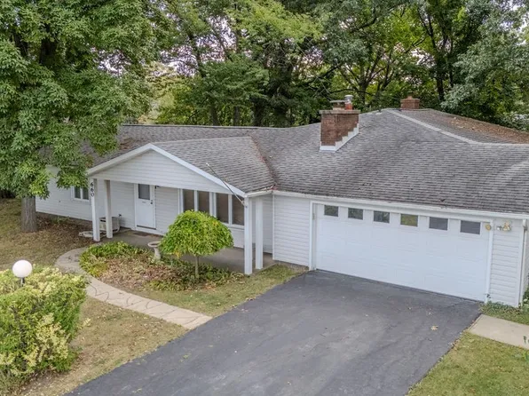 660 Upper Mountain Rd, Lewiston, NY 14092