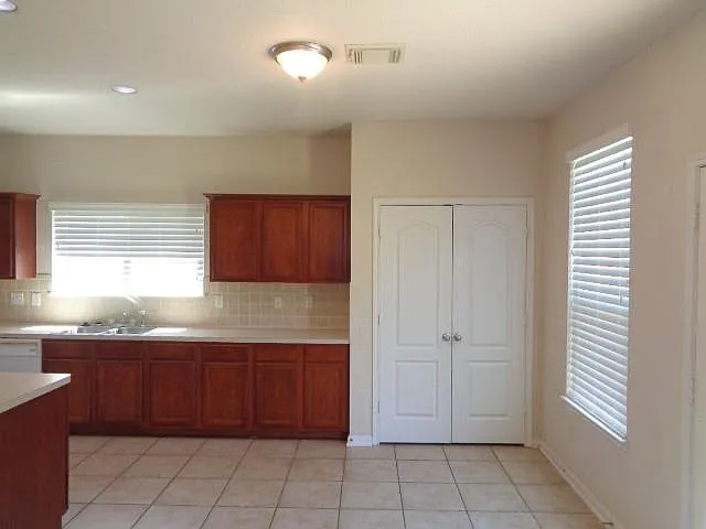 16715 Canyon Whisper Dr — Photo 8