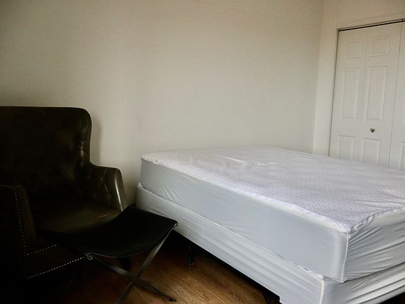 4th image of 7337 S South Shore Dr APT 708