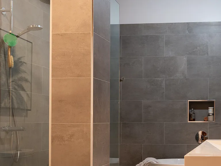 21 Wormwood St #609 — Photo 2