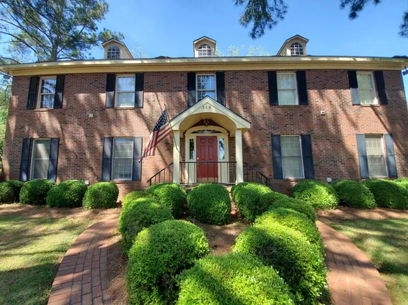 118D Country Club Dr, Americus, GA 31709