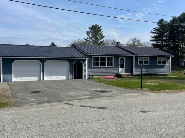 15 Patrick Street, Skowhegan, ME 04976