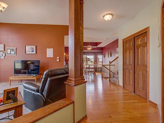 3rd image of 928 Arabian Dr