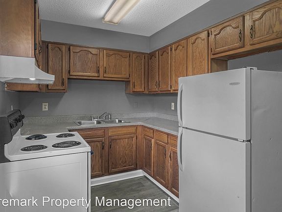 3rd image of 303 Johnson Ln #11082270