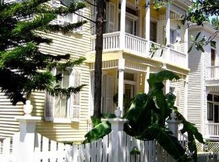 1614 Market St, Galveston, TX 77550