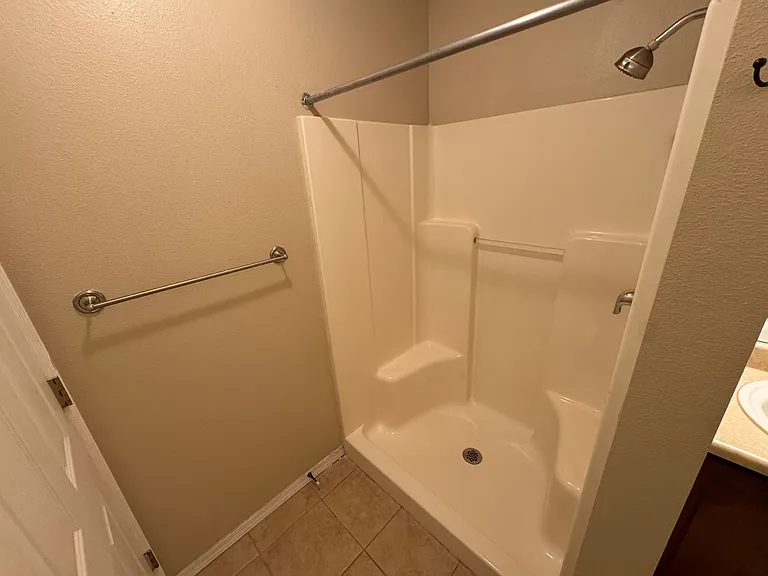 Clifton Height Apartments — Photo 10