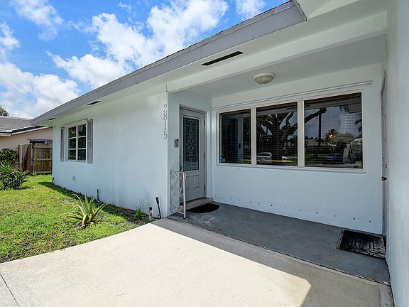 4th image of 2815 SW 9th Street