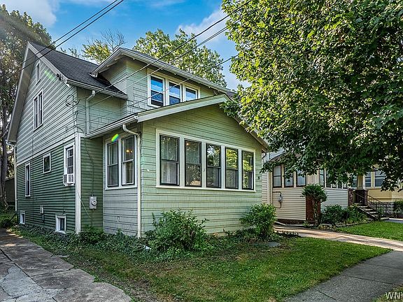 2nd image of 39 Springville Ave