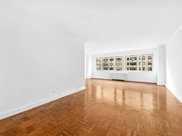 215 East 68th Street image 1 of 5